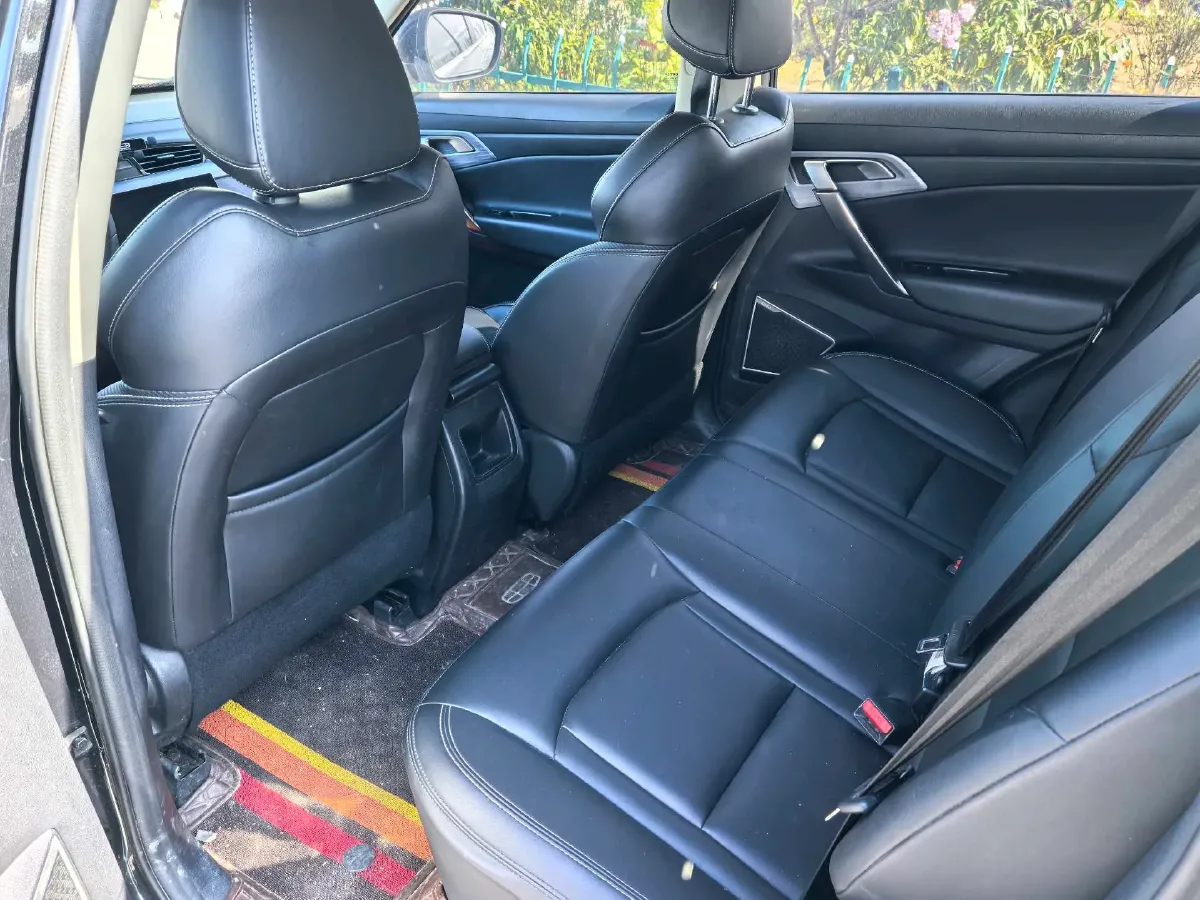 2021 Geely Azkarra 1.8T 184HP L4 7DCT,autocango,china used car exporter,china ev exporter,chinese used car exporter,chinese used ev exporter