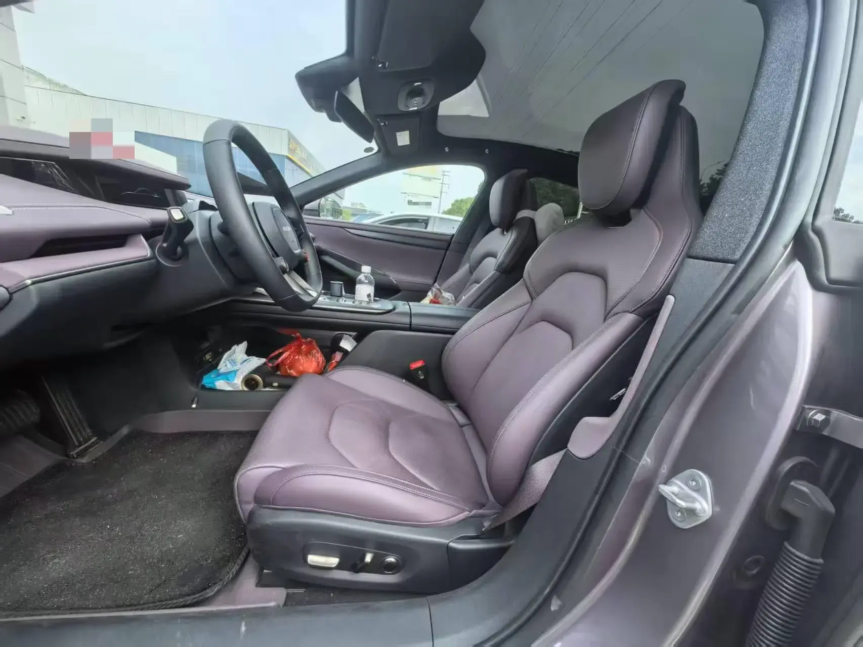 2024 MI SU7 thumbnail 2