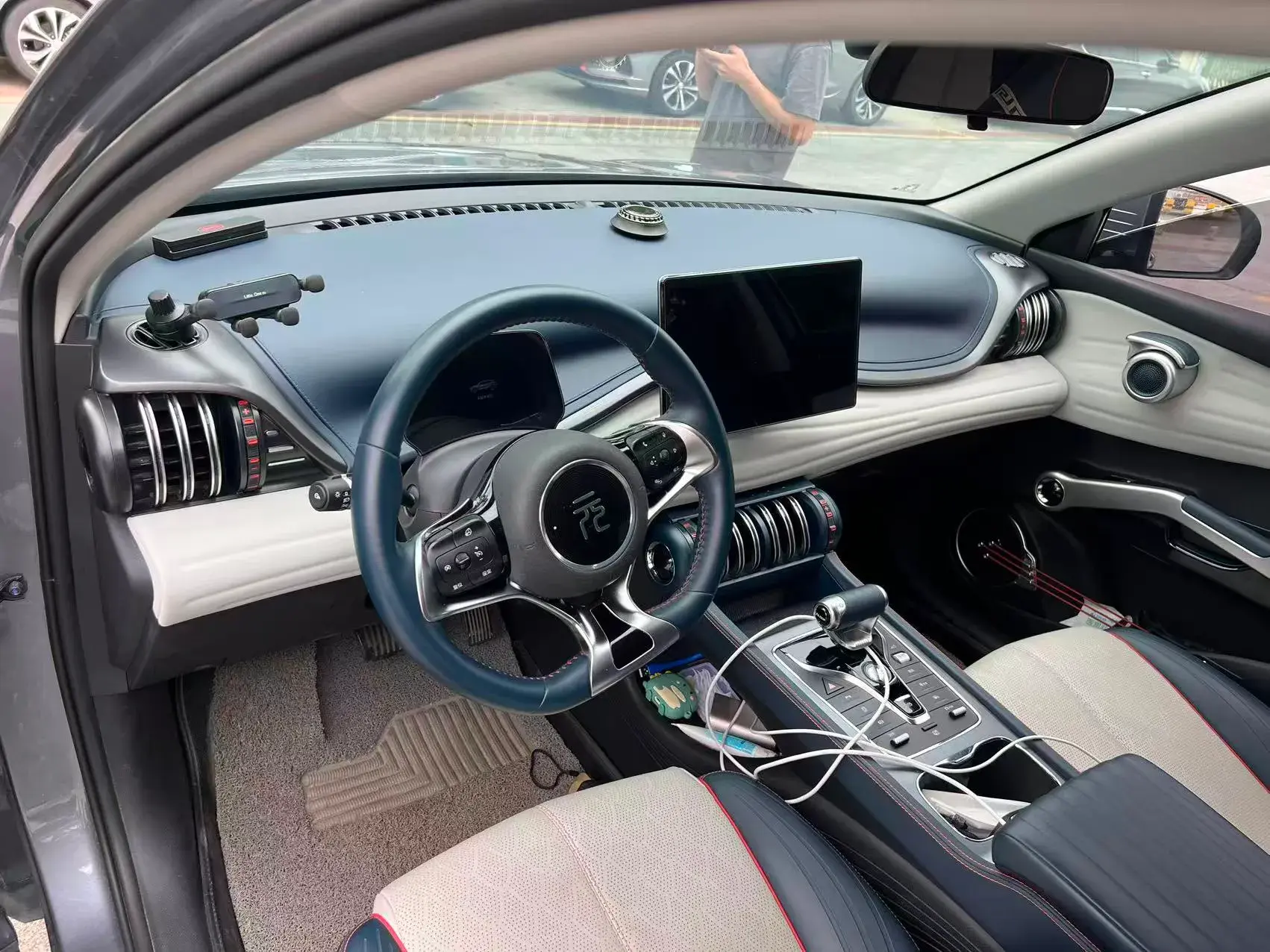 2022 BYD YUAN thumbnail 4