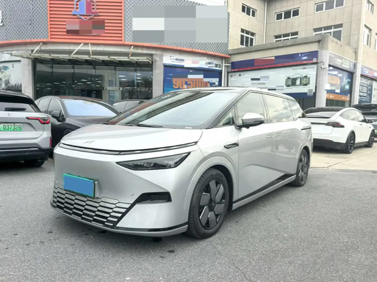 2024 Xpeng X9 BEV 101.5KWH