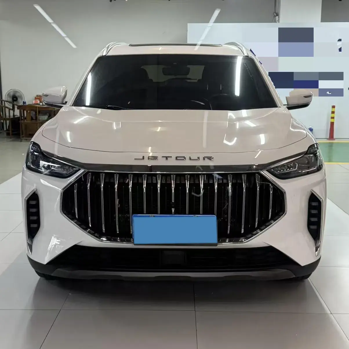 2023 JETOUR X70 thumbnail 2