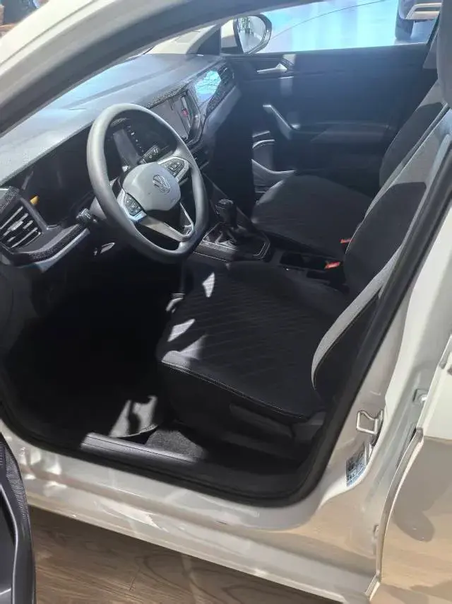 2025 VOLKSWAGEN LAVIDA thumbnail 4