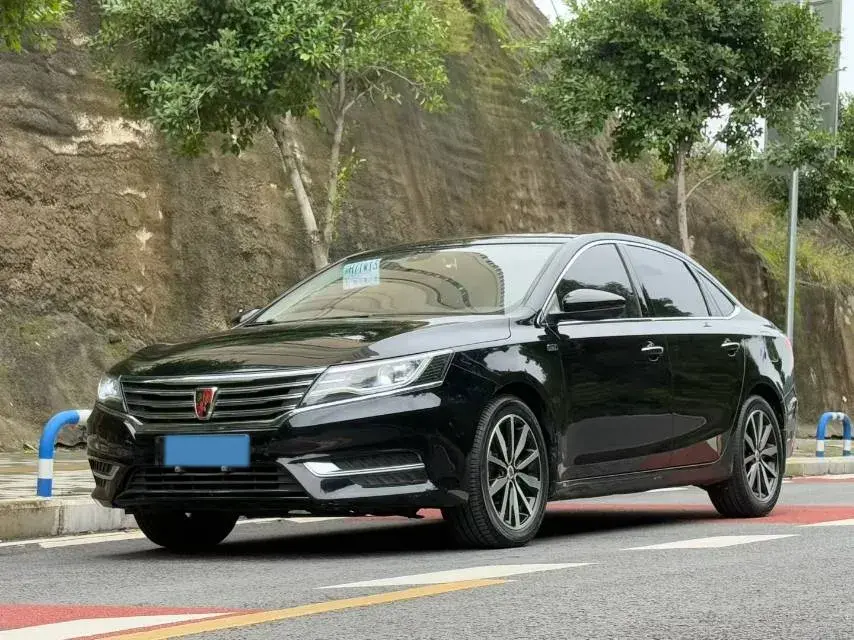 2018 ROEWE I6 view 1