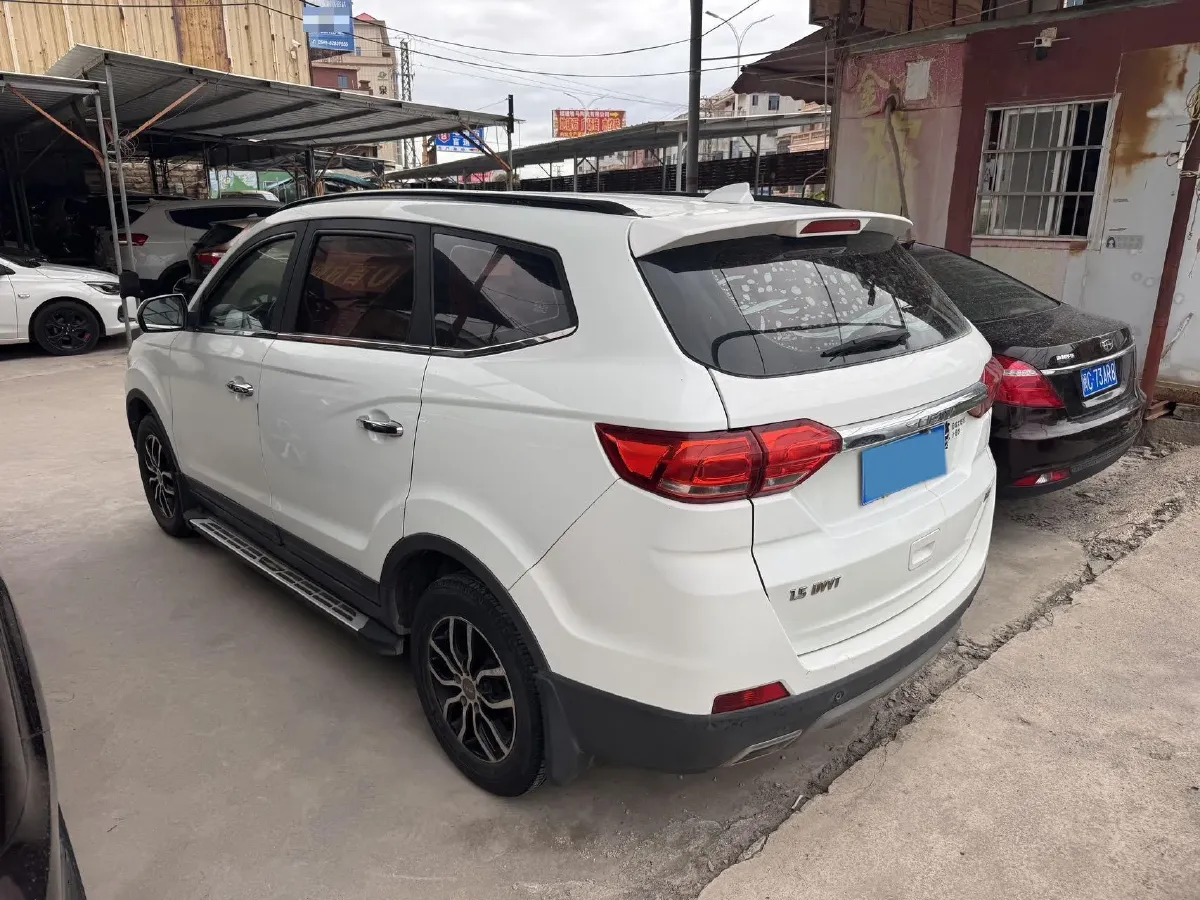 2016 LiFan MaiWei 1.5L 109HP L4 5MT,autocango,china used car exporter,china ev exporter,chinese used car exporter,chinese used ev exporter