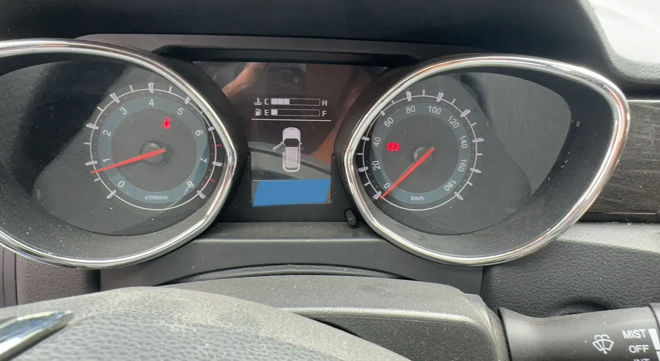 2016 LiFan MaiWei 1.5L 109HP L4 5MT,autocango,china used car exporter,china ev exporter,chinese used car exporter,chinese used ev exporter