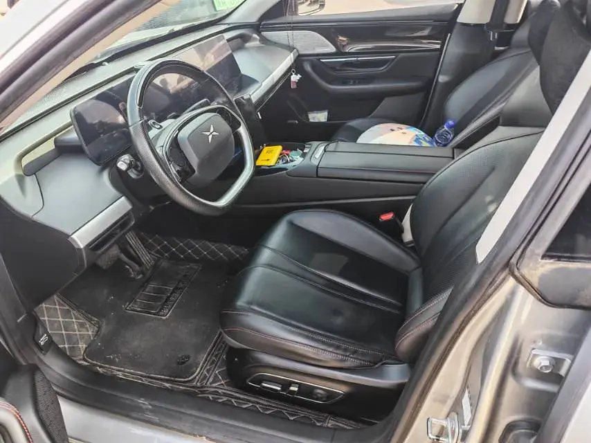 2020 XPENG P7 thumbnail 3