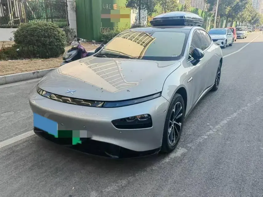 2020 XPENG P7 view 1