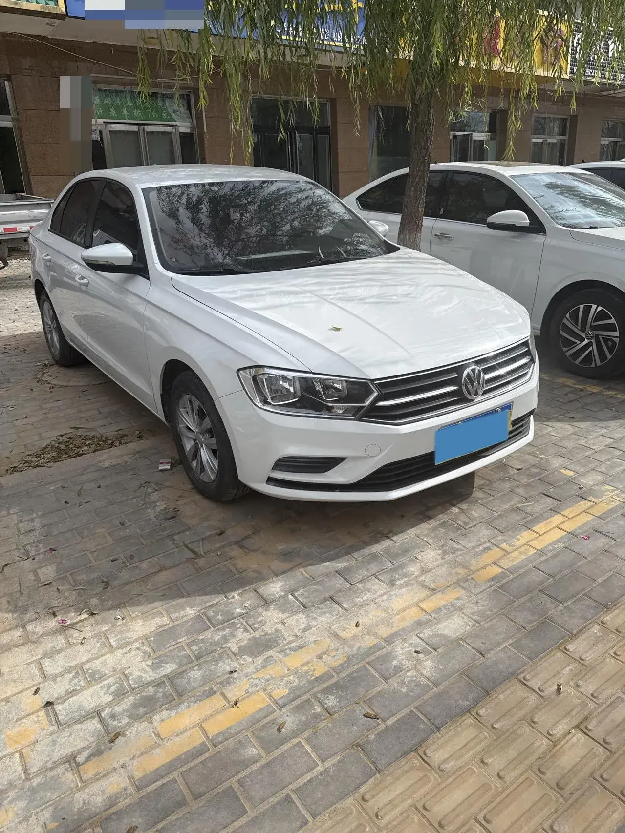 2018 VOLKSWAGEN BORA thumbnail 3