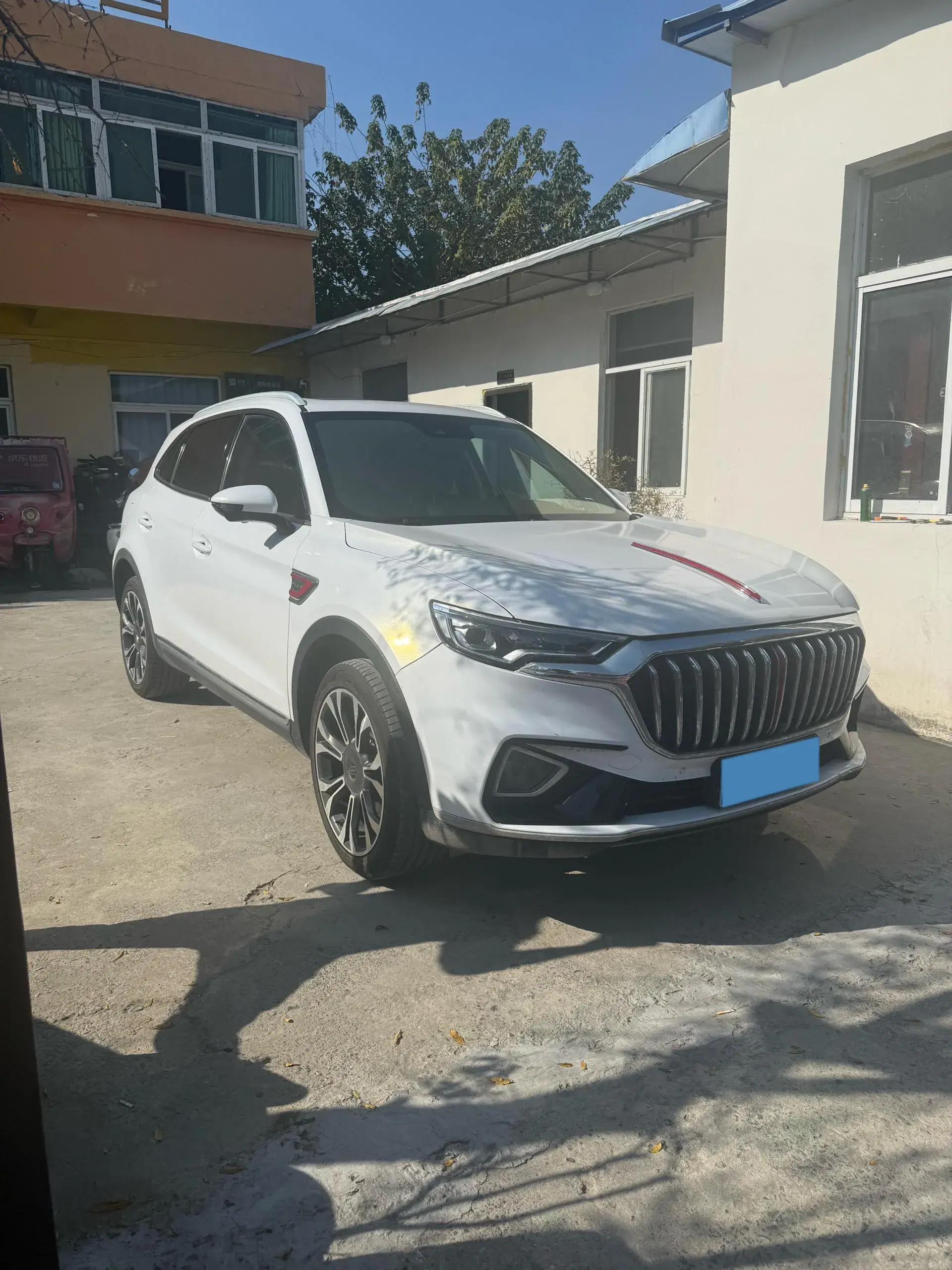 2019 HONGQI HS5 thumbnail 3