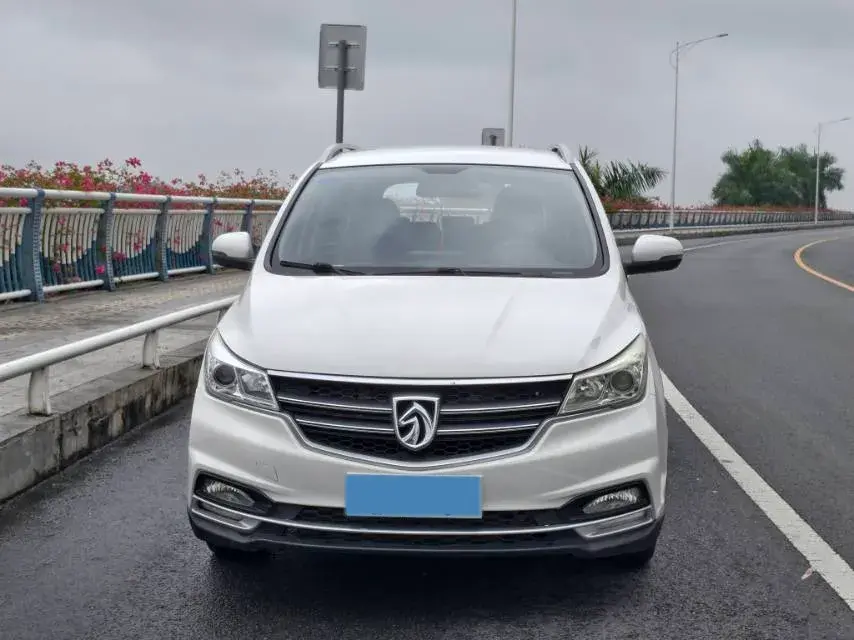 2019 BAOJUN 730 thumbnail 2