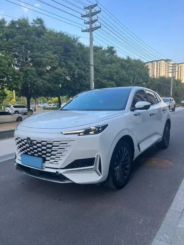 2021 ChangAn UNI-K 2.0T 233HP L4 8AT