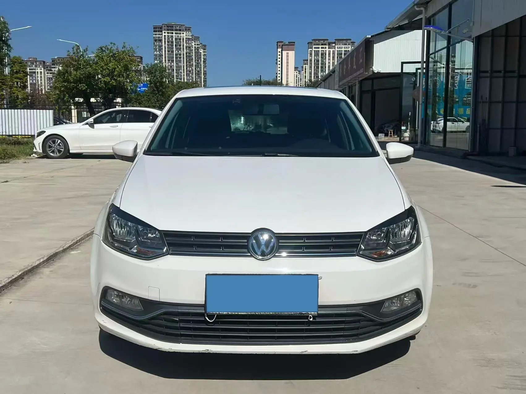 2018 VOLKSWAGEN POLO thumbnail 2