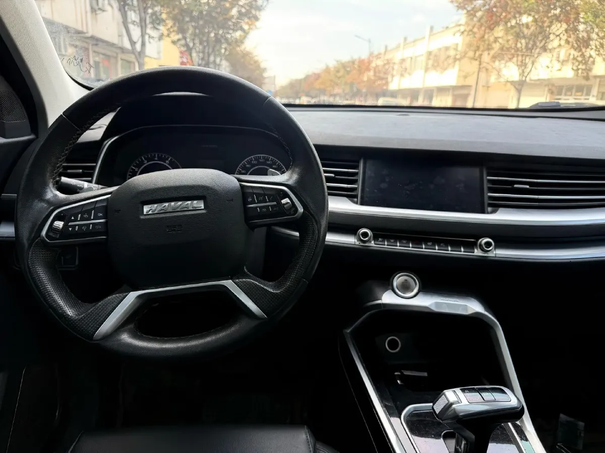 2017 Haval H6 2.0T 197HP L4 7DCT,autocango,china used car exporter,china ev exporter,chinese used car exporter,chinese used ev exporter