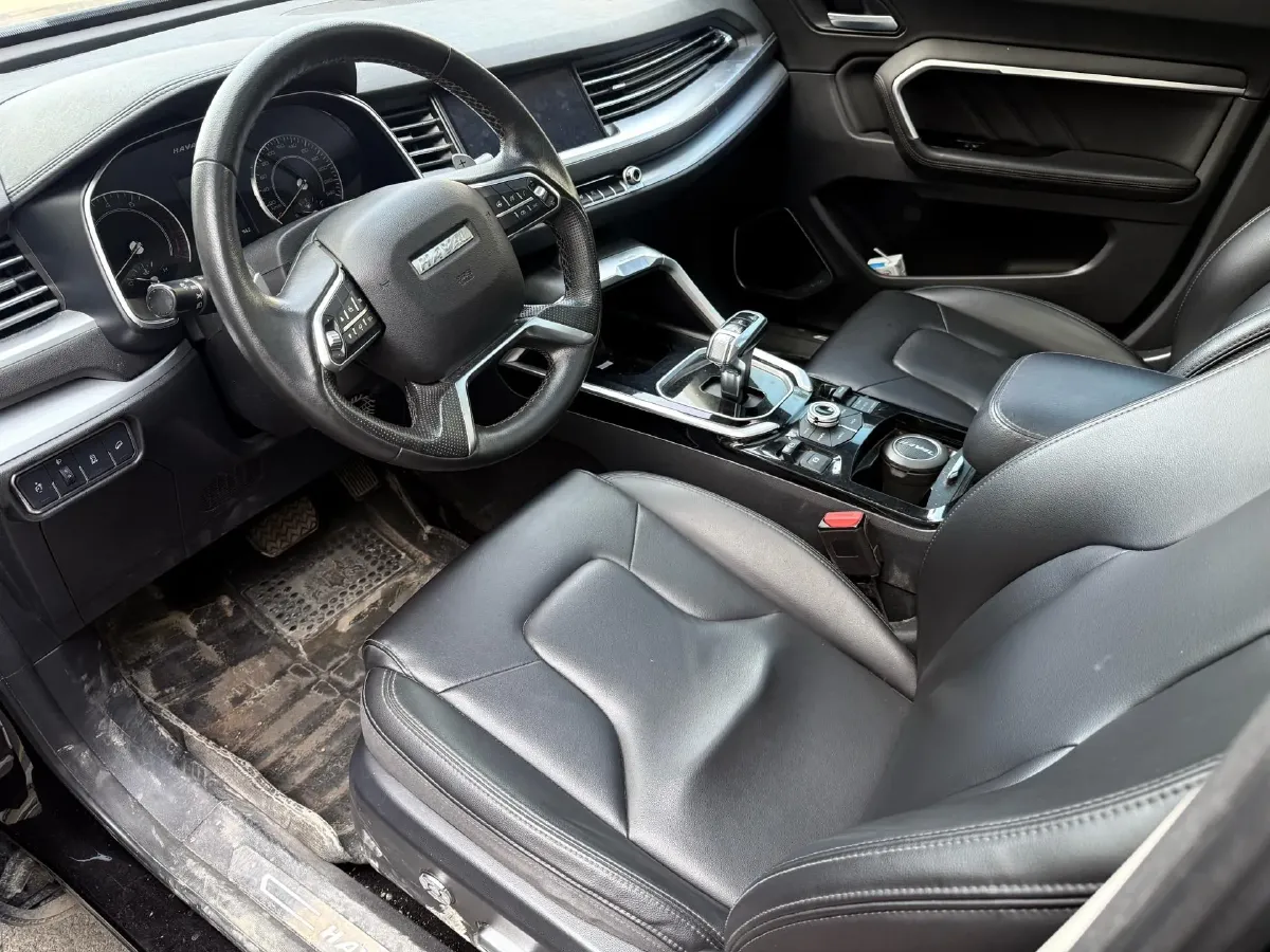 2017 Haval H6 2.0T 197HP L4 7DCT,autocango,china used car exporter,china ev exporter,chinese used car exporter,chinese used ev exporter