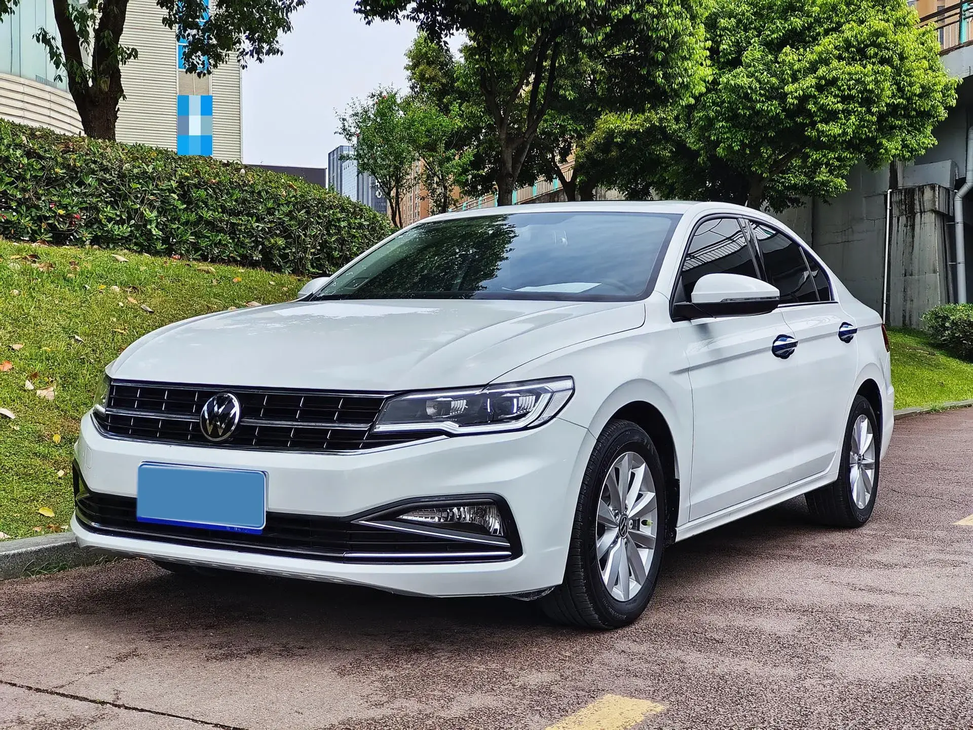 2021 VOLKSWAGEN BORA view 1