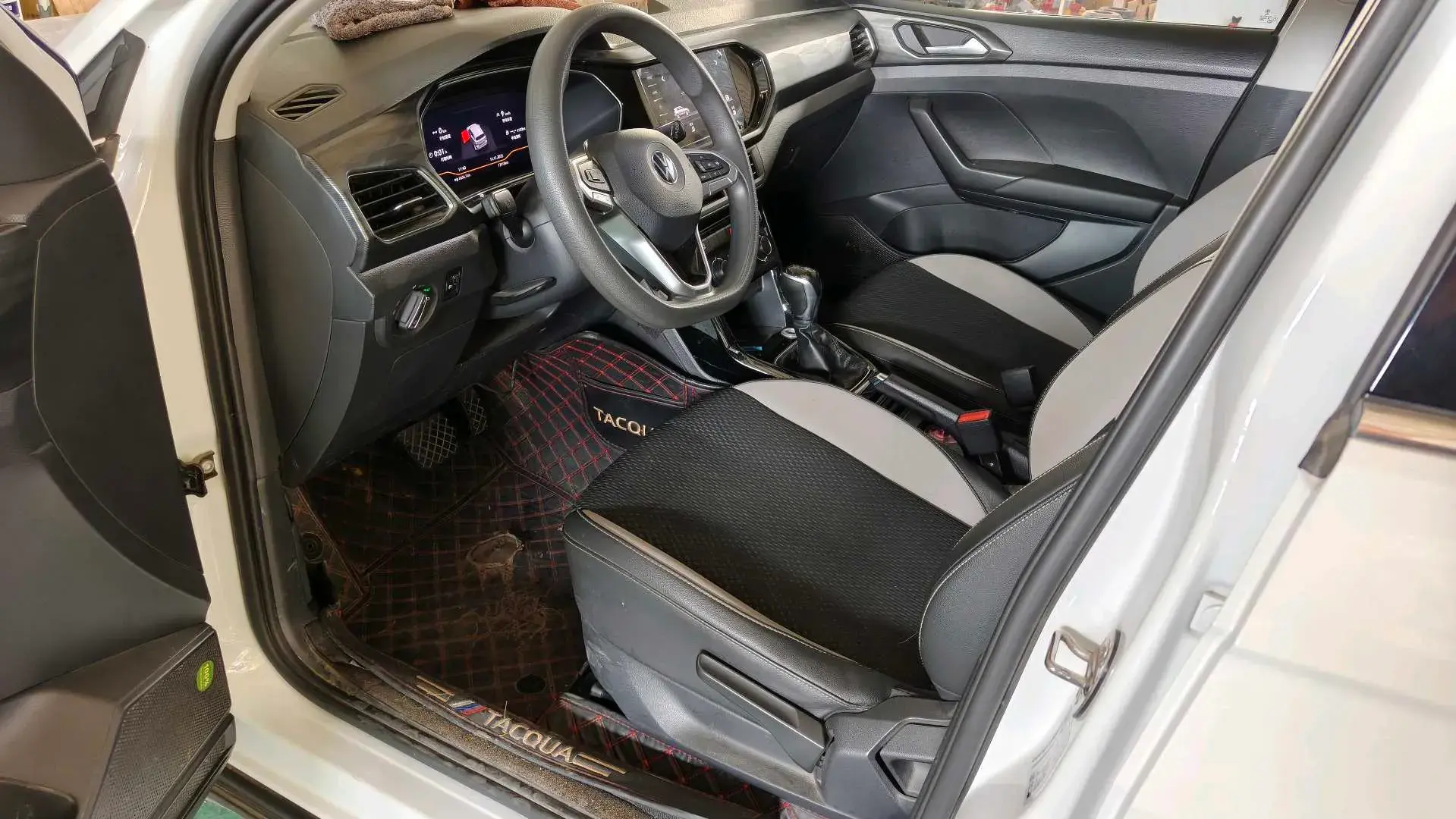 2020 VOLKSWAGEN TACQUA thumbnail 4