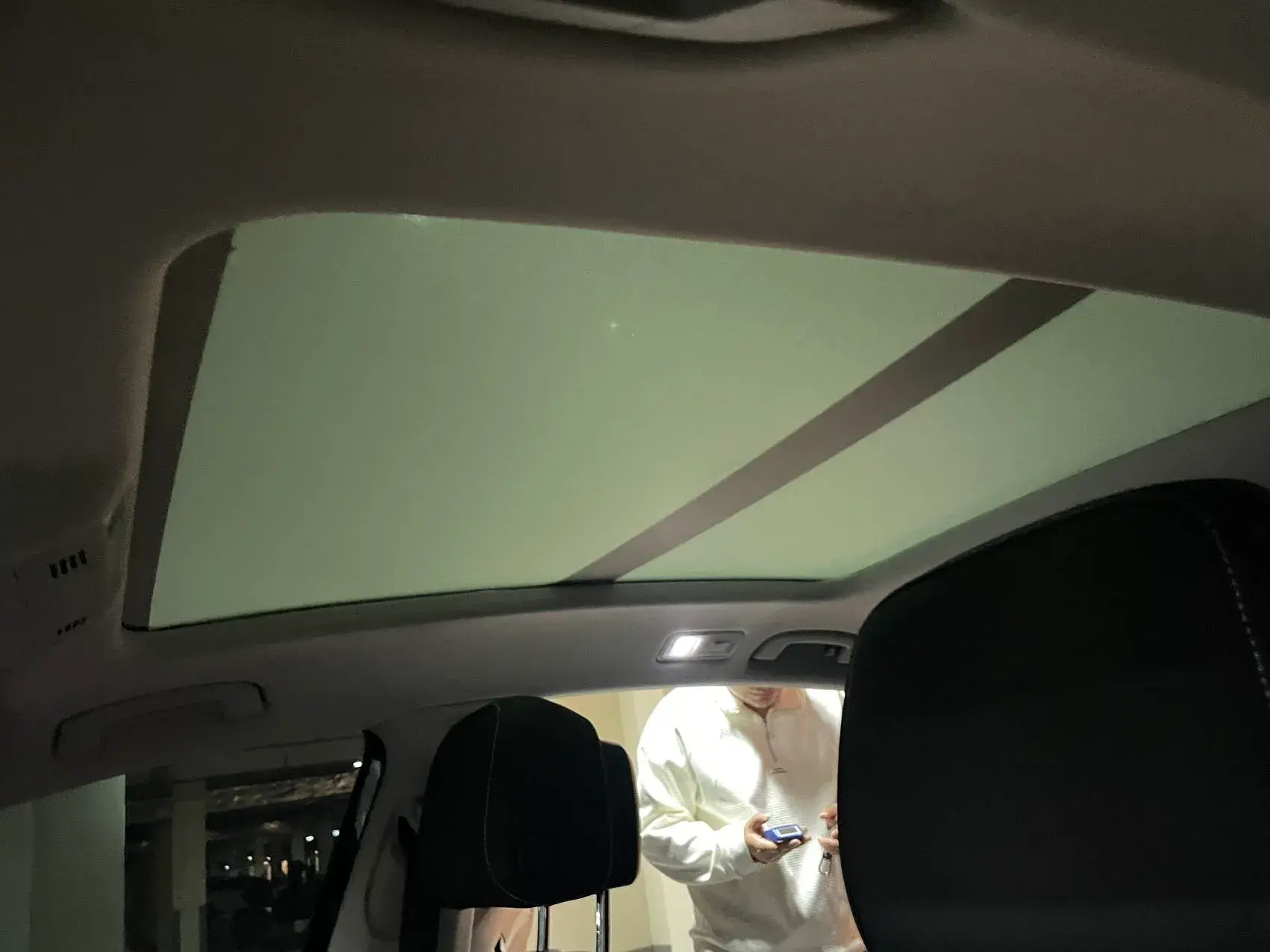 2020 VOLKSWAGEN MAGOTAN thumbnail 3