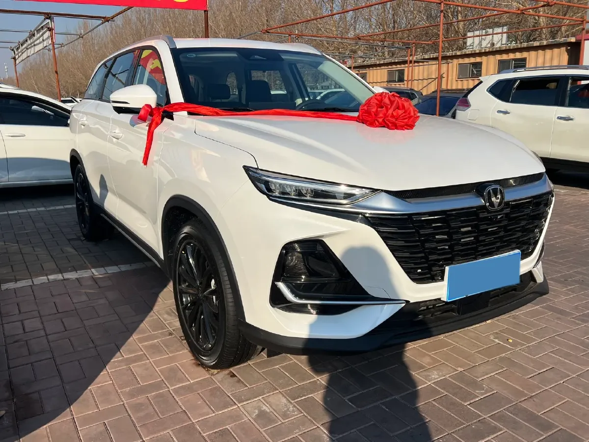 2025 ChangAn CS75 1.5T 188HP L4 7DCT,autocango,china used car exporter,china ev exporter,chinese used car exporter,chinese used ev exporter