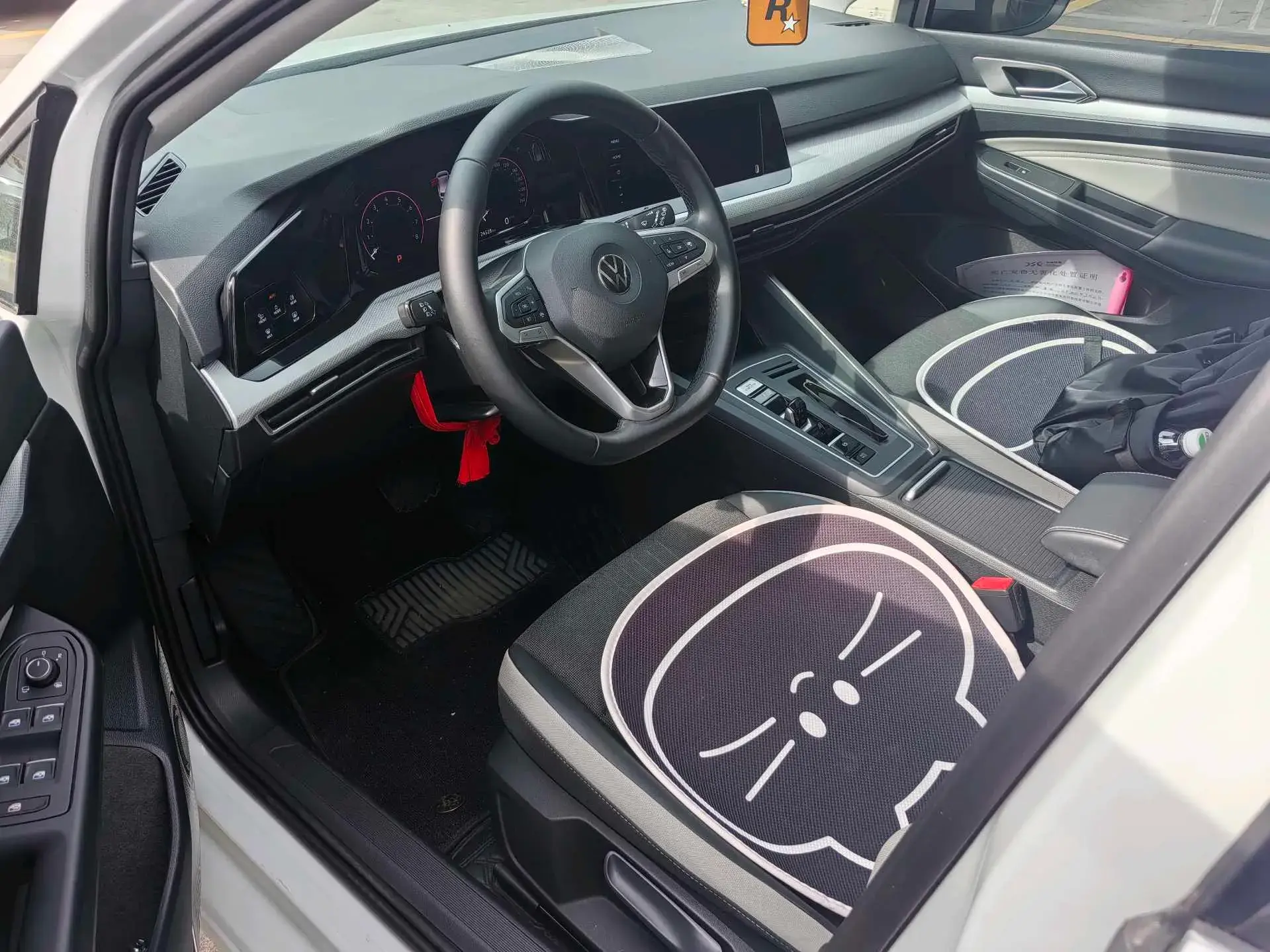 2021 VOLKSWAGEN GOLF thumbnail 3