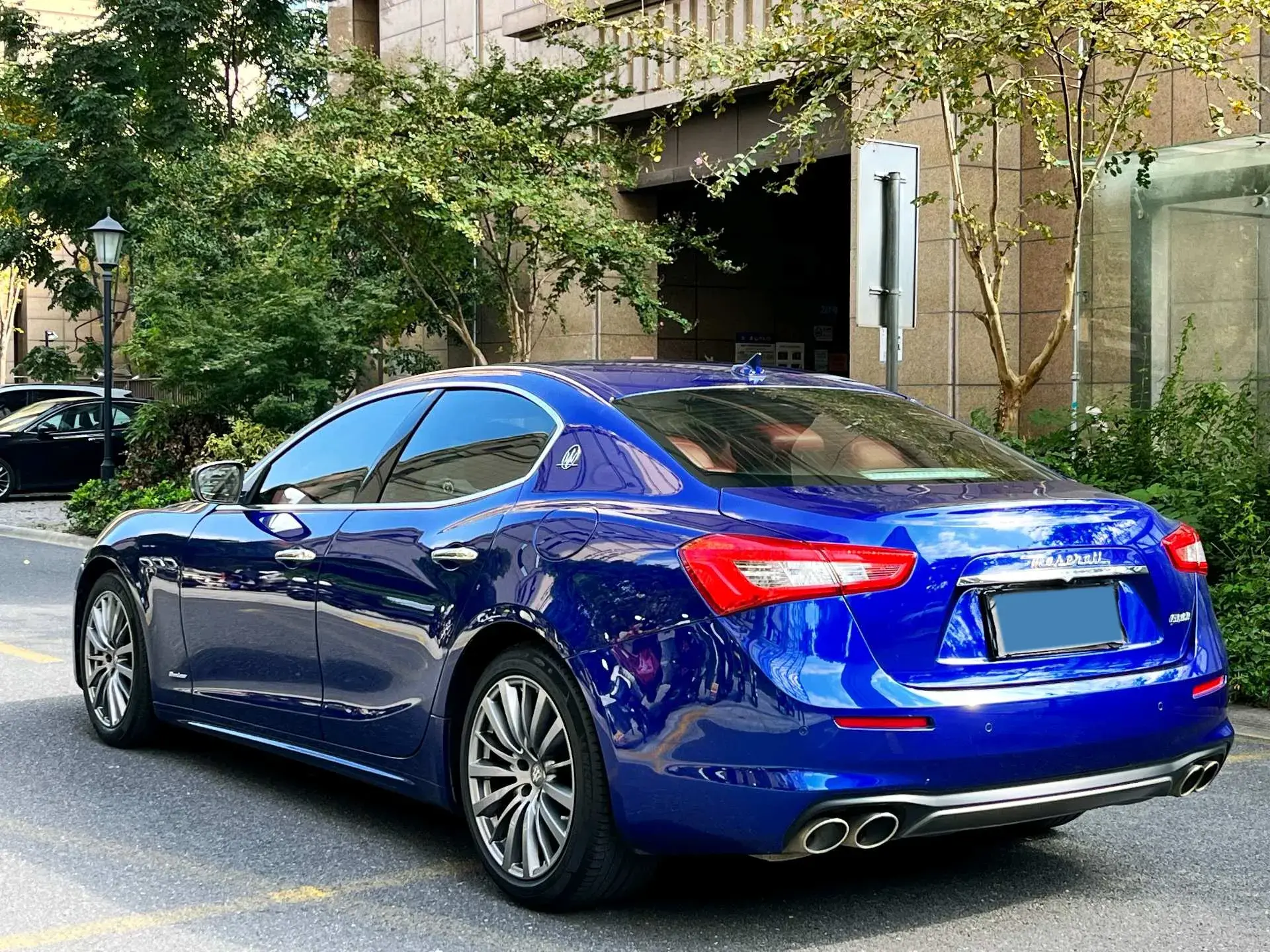 2019 MASERATI GHIBLI thumbnail 3