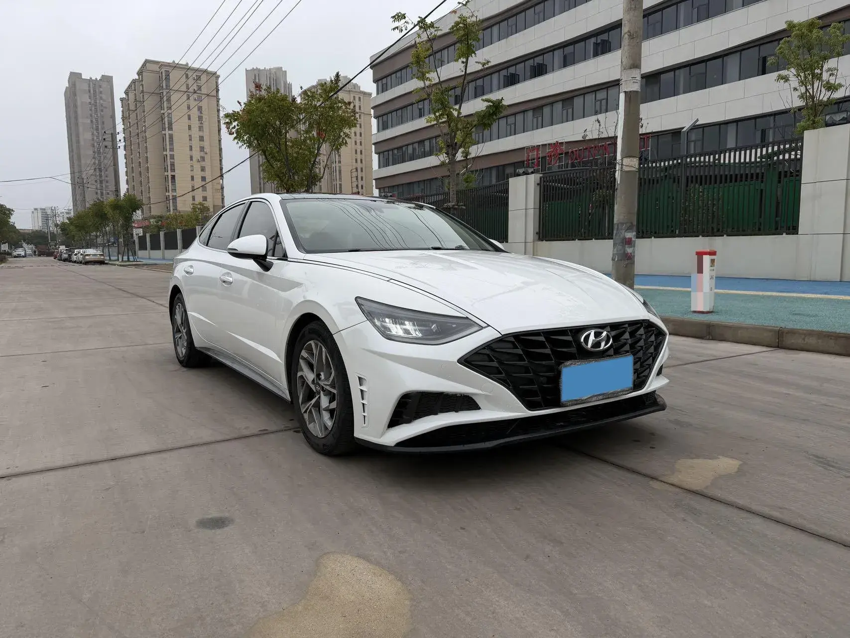 2020 HYUNDAI SONATA thumbnail 3
