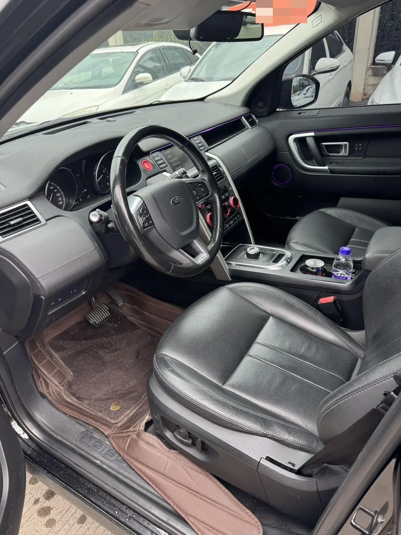 2018 LAND ROVER thumbnail 3