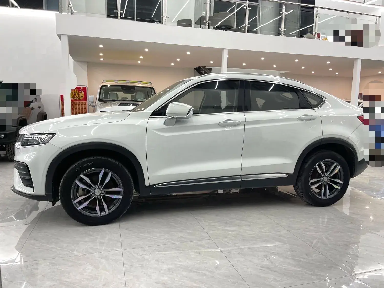 2019 GEELY TUGELLA thumbnail 4