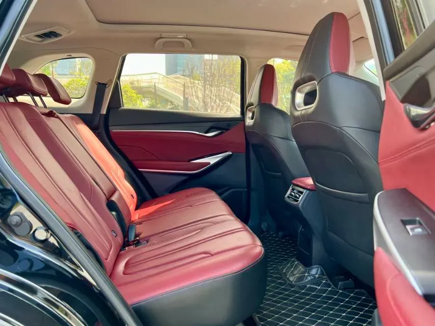 2020 ChangAn CS75 Plus 2.0T 233HP L4 8AT,autocango,china used car exporter,china ev exporter,chinese used car exporter,chinese used ev exporter