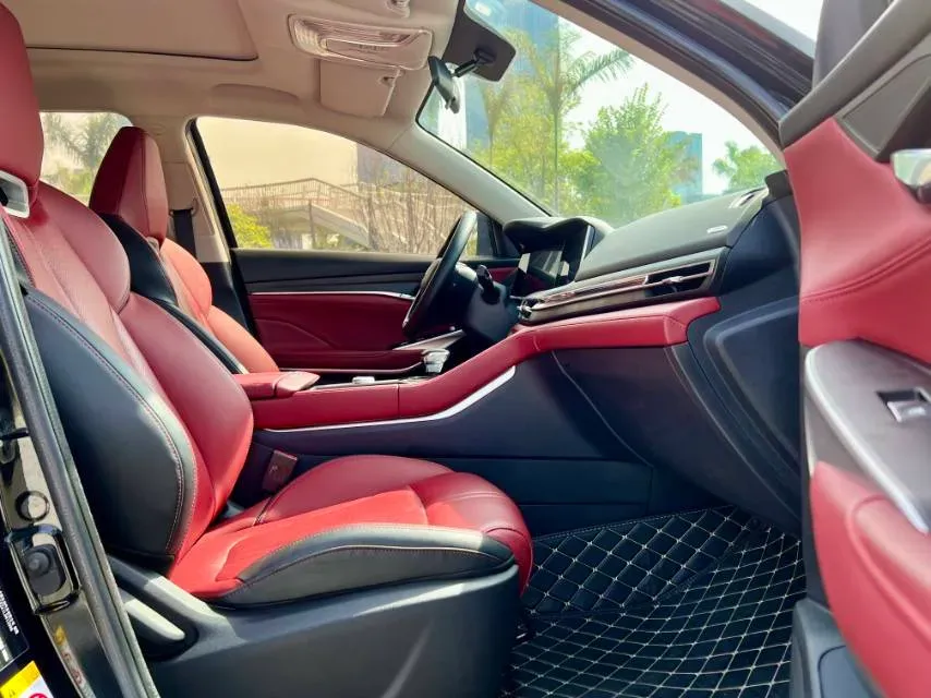 2020 ChangAn CS75 Plus 2.0T 233HP L4 8AT,autocango,china used car exporter,china ev exporter,chinese used car exporter,chinese used ev exporter