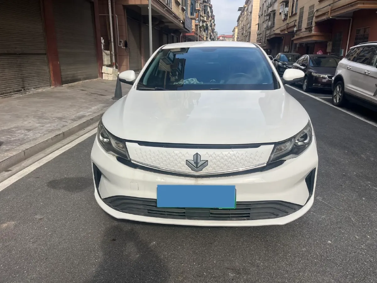 2022 Livan Maple 60s BEV 52.56KWH,autocango,china used car exporter,china ev exporter,chinese used car exporter,chinese used ev exporter