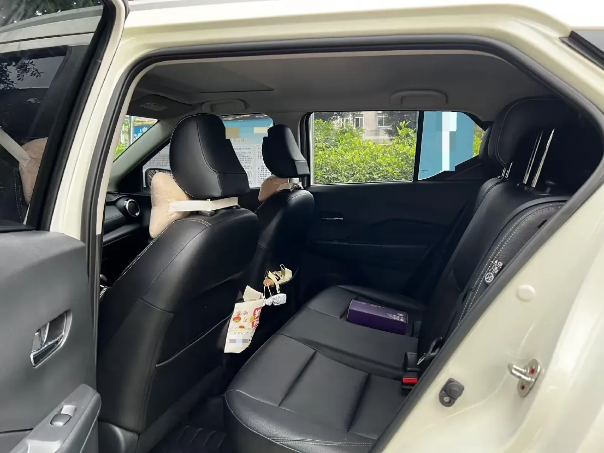 2023 Nissan Kicks 1.5L 122HP L4 CVT,autocango,china used car exporter,china ev exporter,chinese used car exporter,chinese used ev exporter