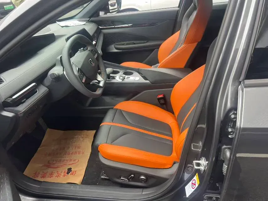 2024 ChangAn UNI-V 1.5T 188HP L4 7DCT,autocango,china used car exporter,china ev exporter,chinese used car exporter,chinese used ev exporter