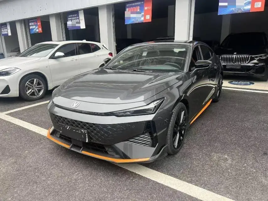 2024 ChangAn UNI-V 1.5T 188HP L4 7DCT