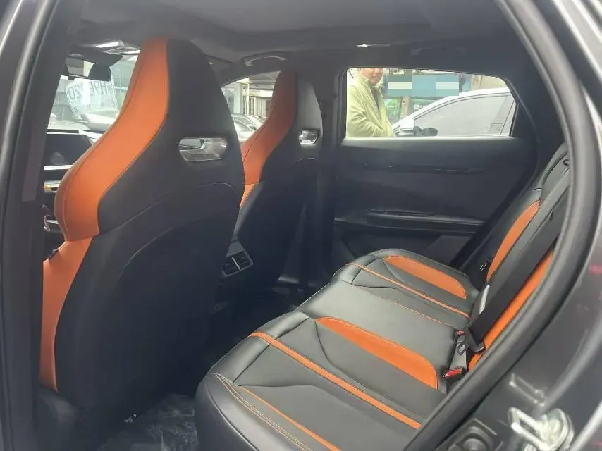 2024 ChangAn UNI-V 1.5T 188HP L4 7DCT,autocango,china used car exporter,china ev exporter,chinese used car exporter,chinese used ev exporter