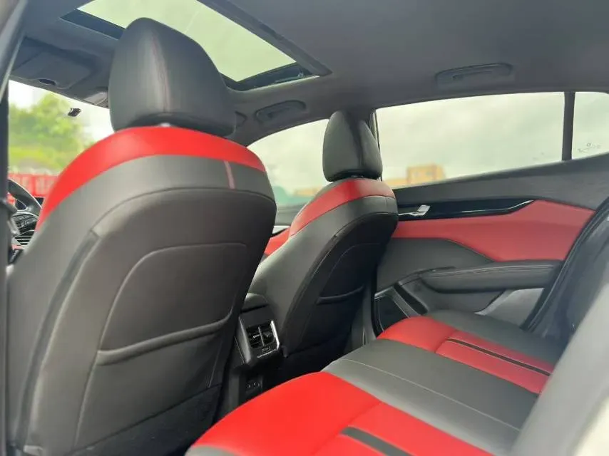 2020 DongFeng Aeolus YiXuan 1.5T 150HP L4 6DCT,autocango,china used car exporter,china ev exporter,chinese used car exporter,chinese used ev exporter