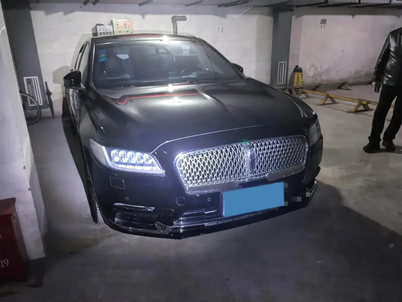 2018 LINCOLN CONTINENTAL thumbnail 2