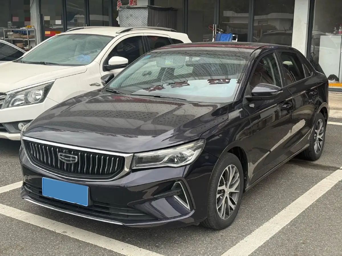 2022 Geely Emgrand 1.5L 114HP L4 CVT