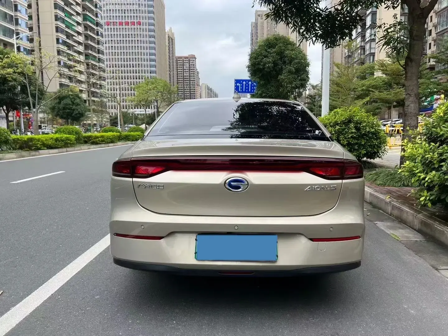 2019 AION S thumbnail 4