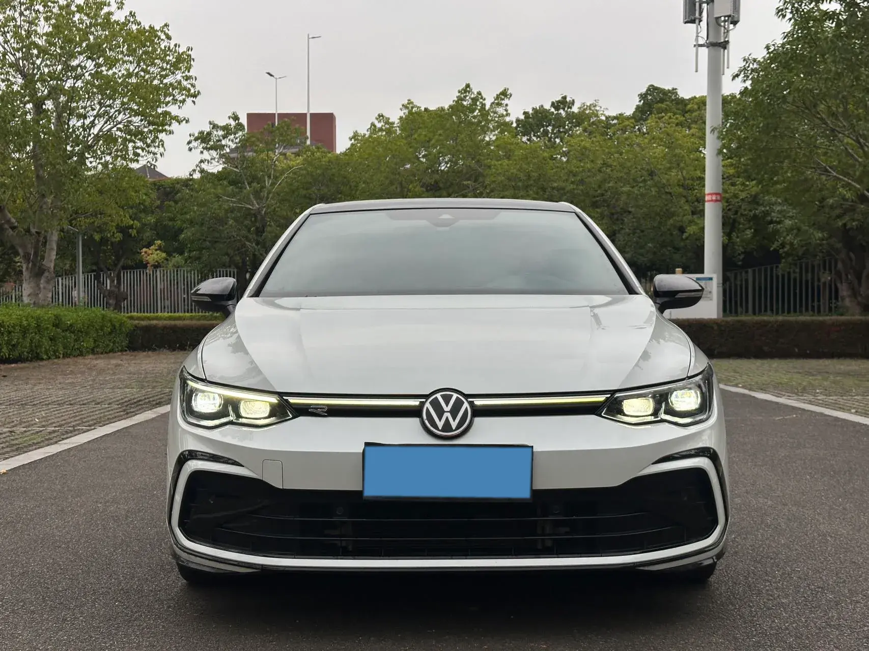 2021 VOLKSWAGEN GOLF thumbnail 2