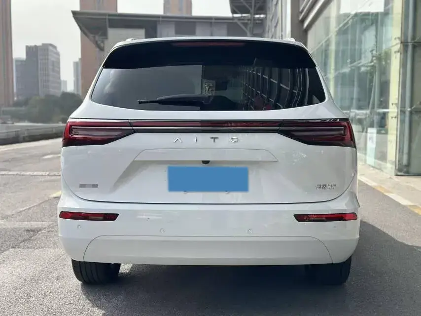 2022 AITO AITO thumbnail 3