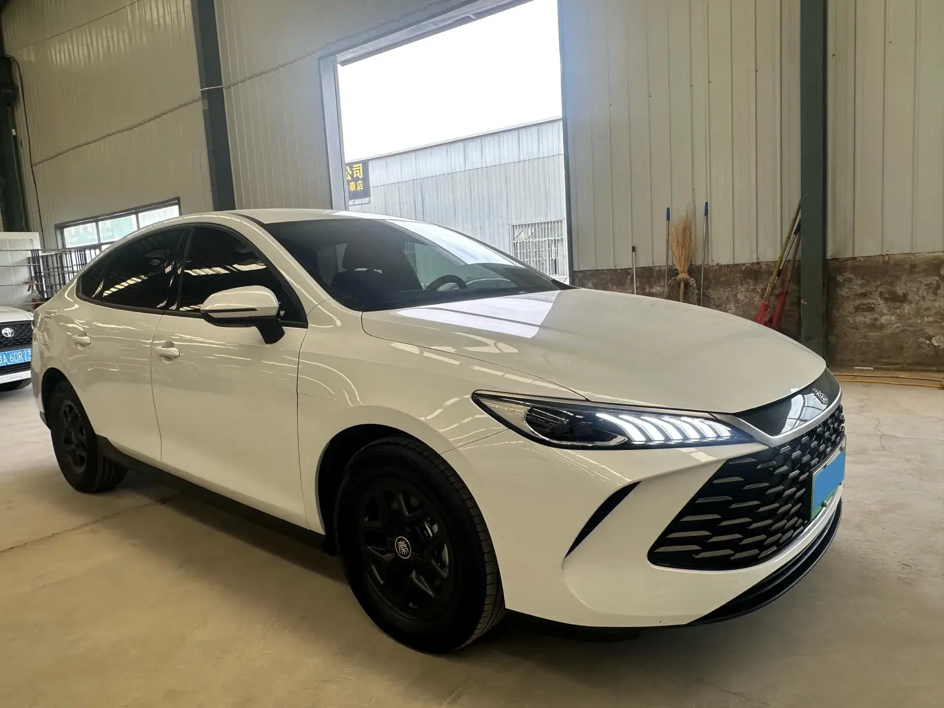 2024 BYD QIN thumbnail 3