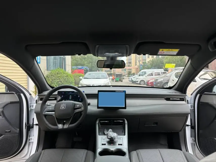 2024 BYD Qin Plus 1.5L 110HP L4 E-CVT PHEV 8.32KWH,autocango,china used car exporter,china ev exporter,chinese used car exporter,chinese used ev exporter