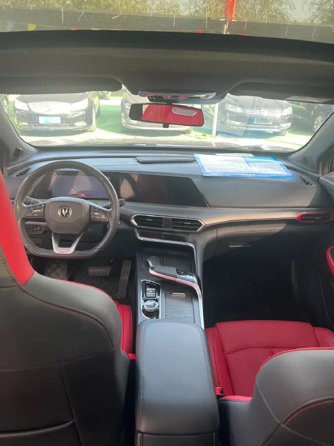 2020 ChangAn UNI-T 1.5T 180HP L4 7DCT,autocango,china used car exporter,china ev exporter,chinese used car exporter,chinese used ev exporter