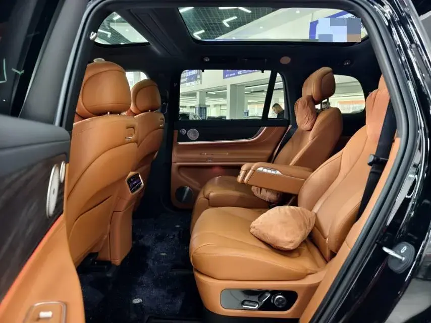 2024 AITO AITO thumbnail 4