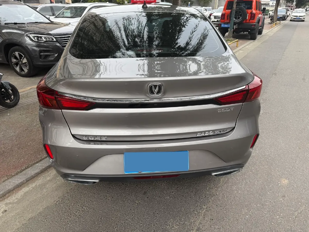 2021 ChangAn Eado 1.4T 160HP L4 7DCT,autocango,china used car exporter,china ev exporter,chinese used car exporter,chinese used ev exporter