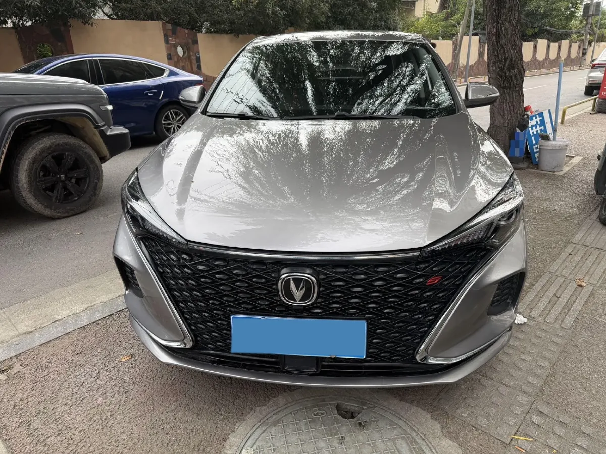 2021 ChangAn Eado 1.4T 160HP L4 7DCT,autocango,china used car exporter,china ev exporter,chinese used car exporter,chinese used ev exporter