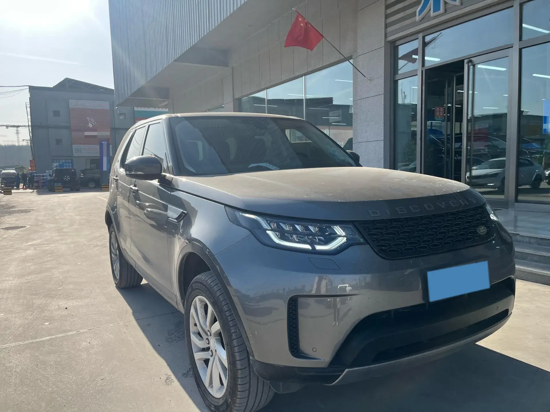 2018 LAND ROVER thumbnail 3