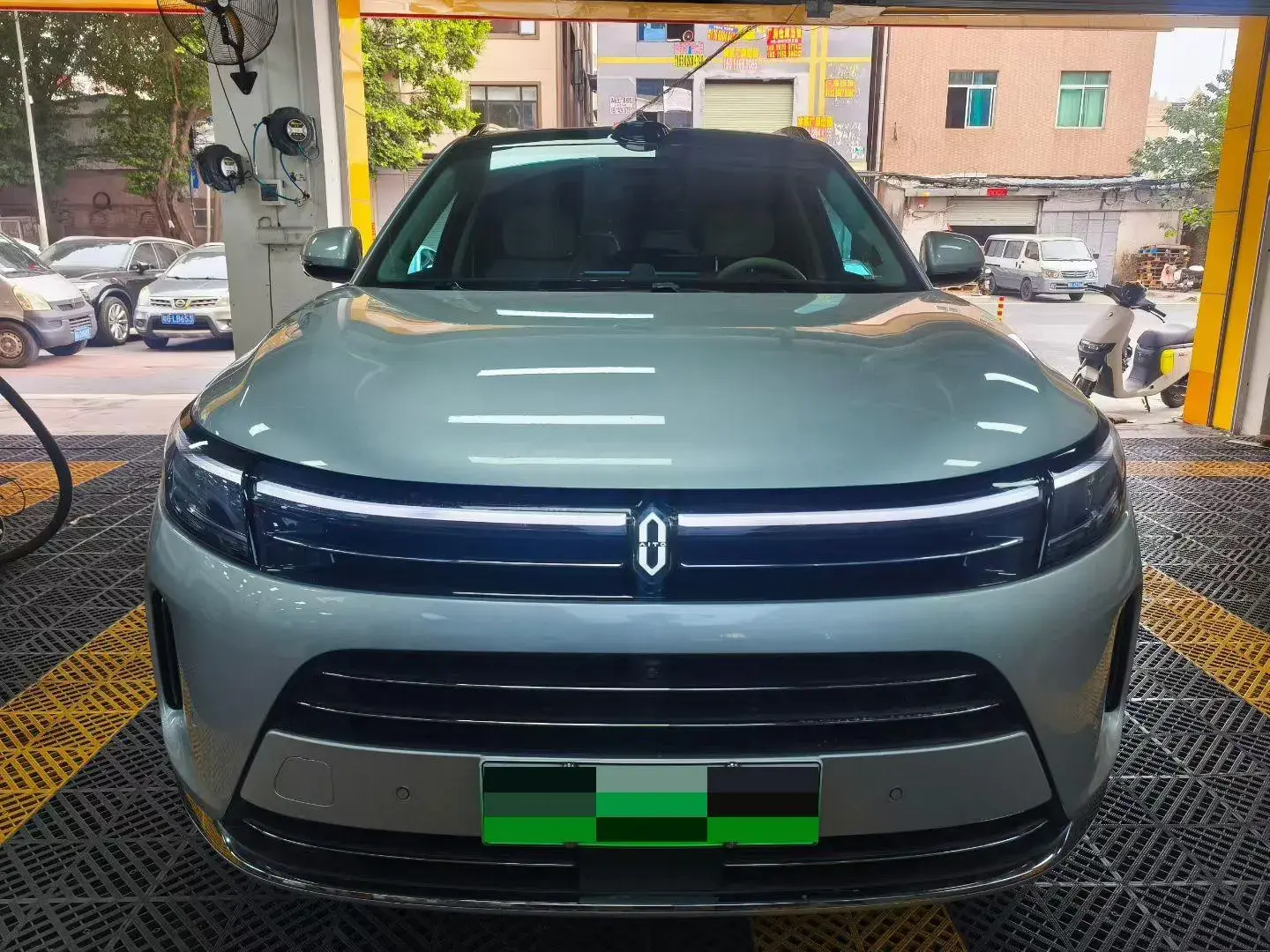 2024 AITO AITO thumbnail 2