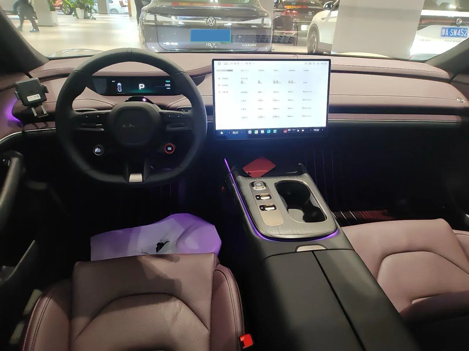 2024 MI SU7 thumbnail 4