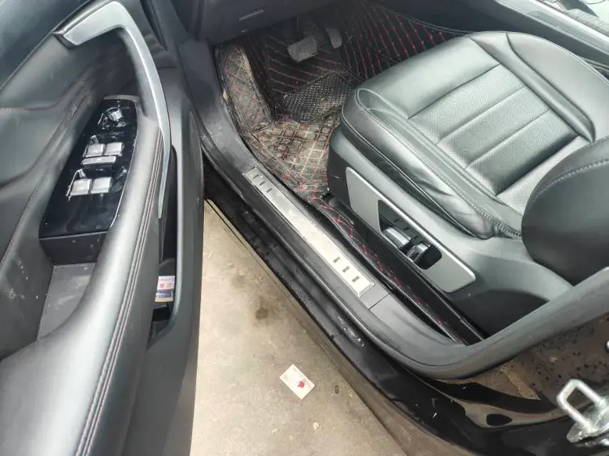 2017 WEY VV5 thumbnail 4